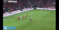 西班牙1-0领先！拉波尔特开场5分钟头球破门